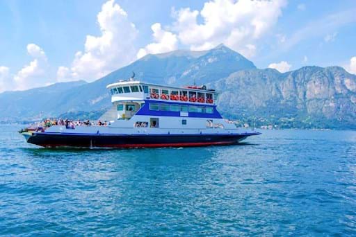 Cruise in the Lake of Como