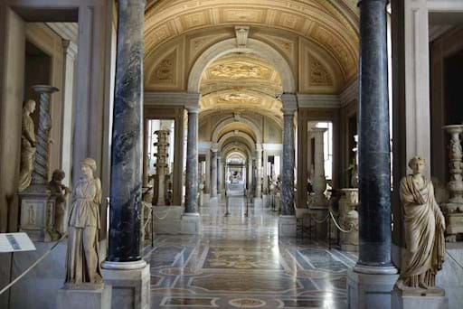 Empty Vatican Museums 